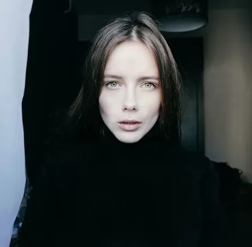 李晨